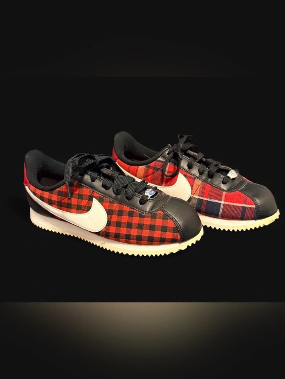Nike Red and Black Athletic Shoe   Never worn  Size 5Y
